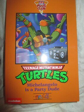 NECA TMNT Teenage Mutant Ninja Turtles Pizza Club Michelangelo is a Party Dude